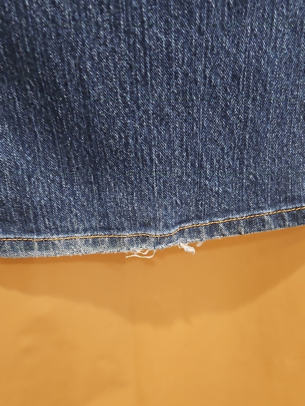 2 PAIRS - Sonoma Blue Denim Jeans with Contrast Stitching And American Eagle - Picture 4 of 14